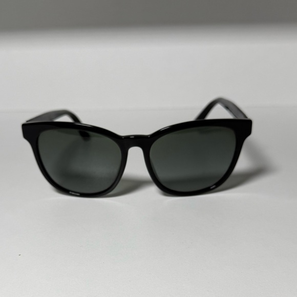 Gucci Sunglasses - Picture 2 of 7
